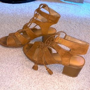 Strappy Lace-Up Heel Sandals (7.5)